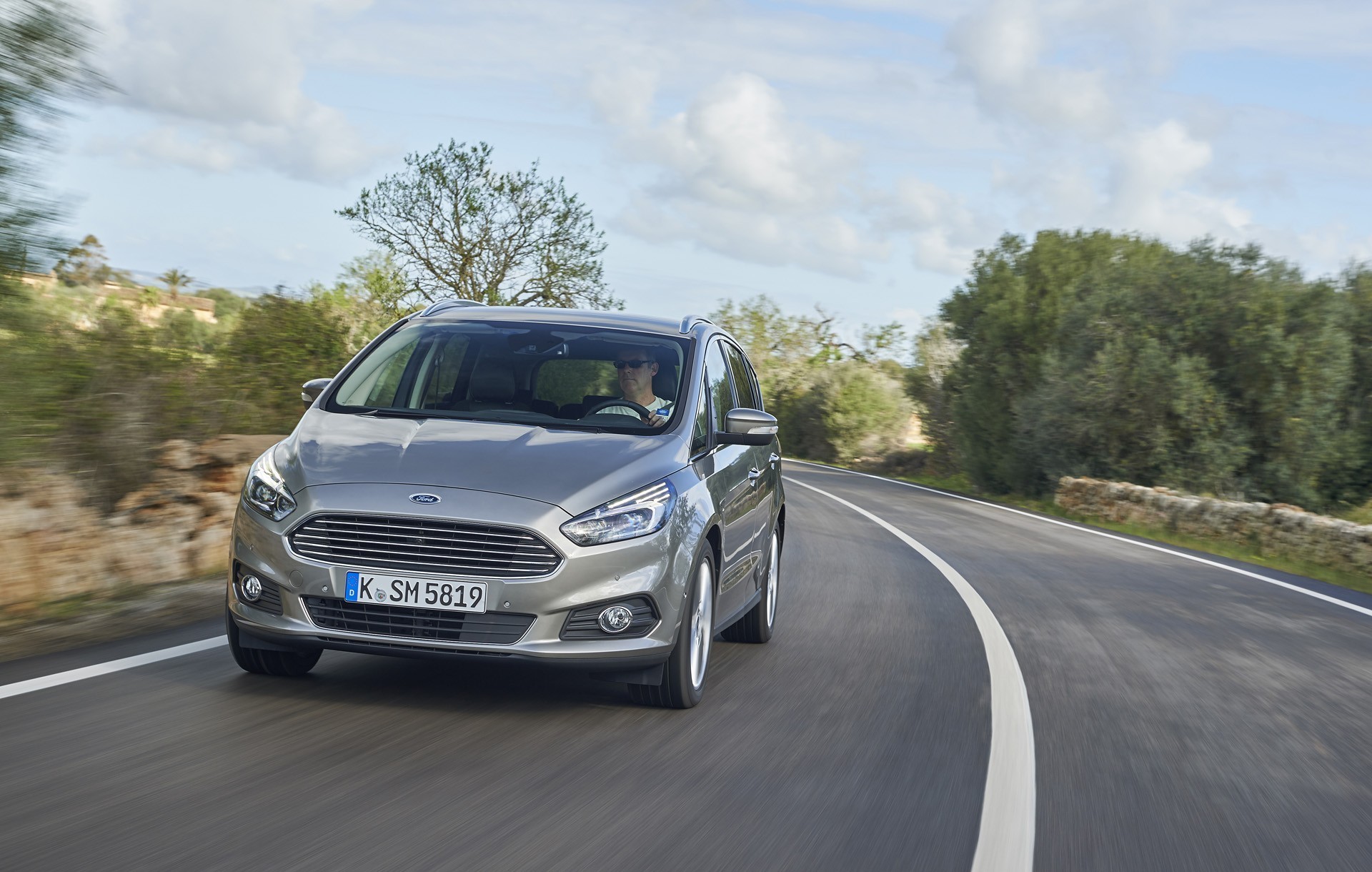 FordS-MAX_2015_004