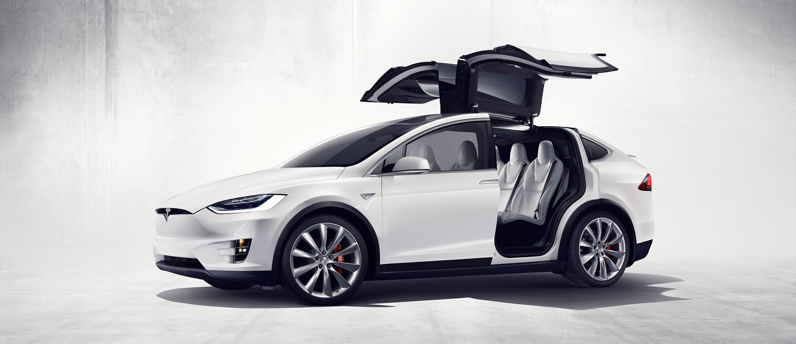 Tesla-Model-X7