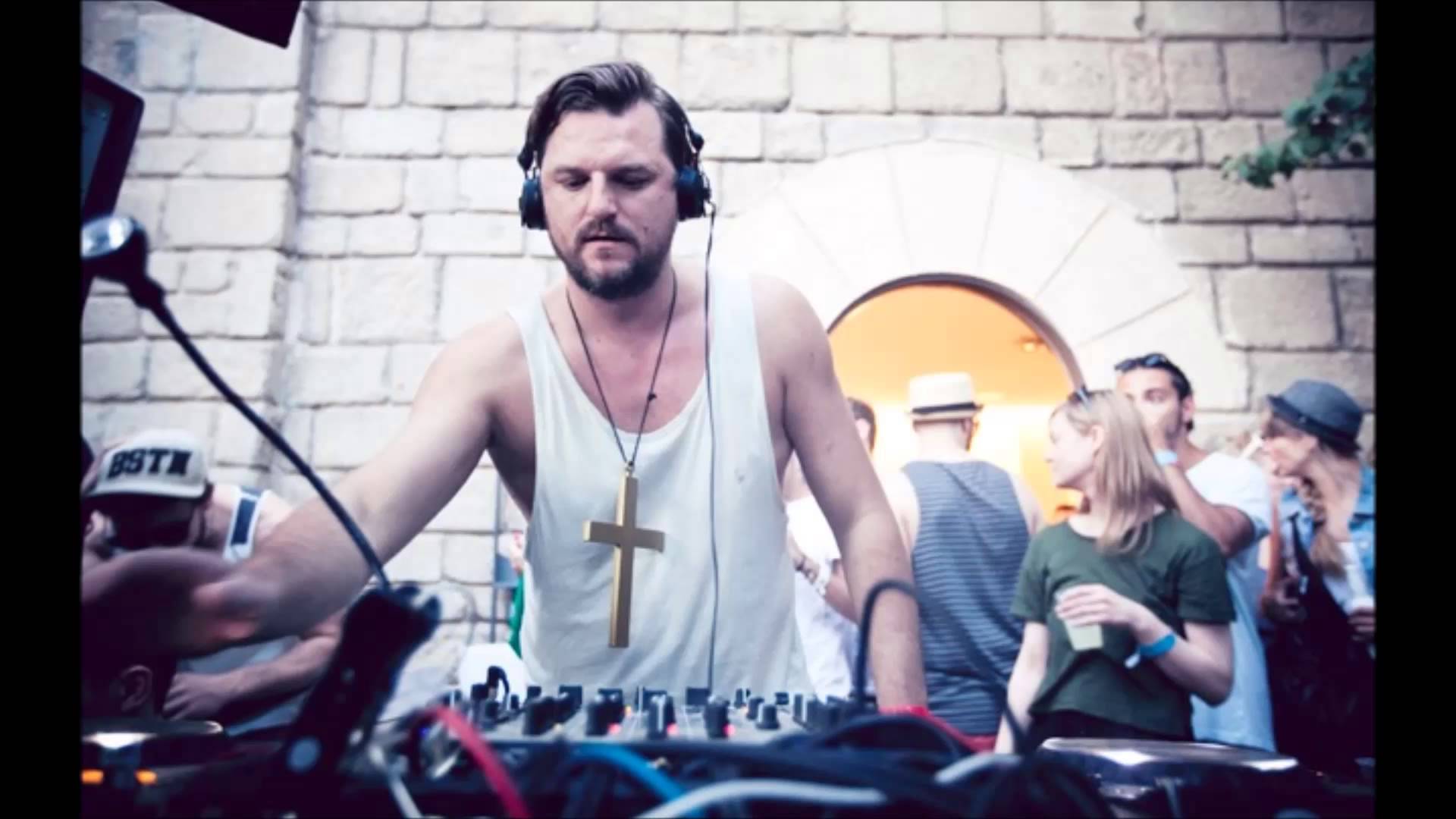 Solomun, headlinerul petrecerii