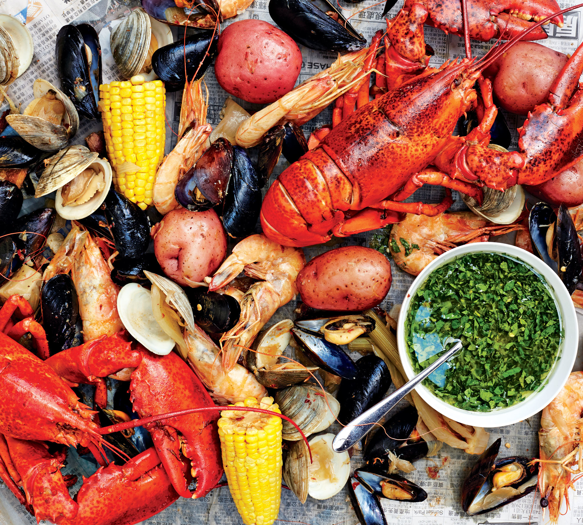 shellfish-boil-with-spicy-green-dipping-sauce-2000x1800